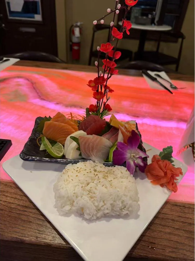 Colorful chirashi sushi platter with assorted fish at Mindy's Place - Middletown RI, an Asian Fusion Restaurant in Middletown